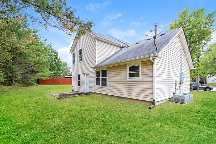 Building Photo - 1997 Cutters Mill Way