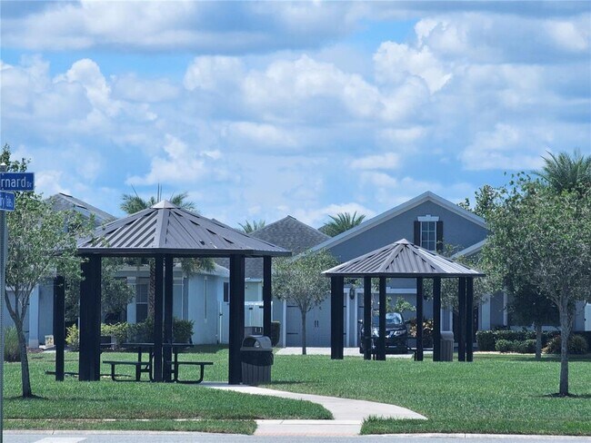 Building Photo - 4624 Fairy Tale Cir