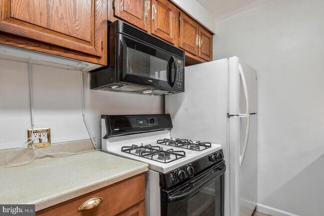 Building Photo - 121 Anacostia Ave NE