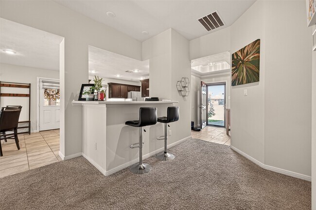 Building Photo - 6546 Grapevine Bend