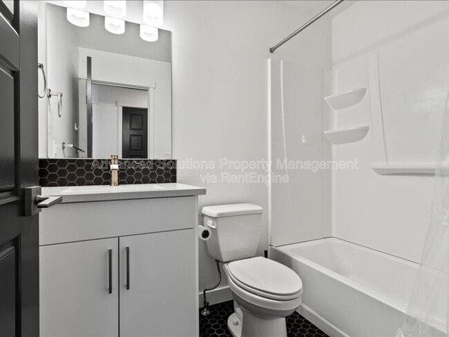 Building Photo - 7411 S Drake Pk Ct