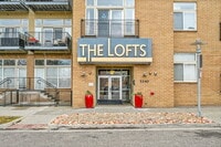 Building Photo - Immaculate, Beautifully Furnished  1-Bed 1-Bath Condo- Available Now!