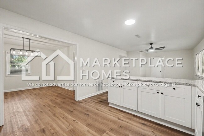 Building Photo - 6538 Voyles Dr
