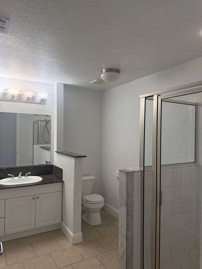 Building Photo - Townhome in Heritage Key, Kissimmee