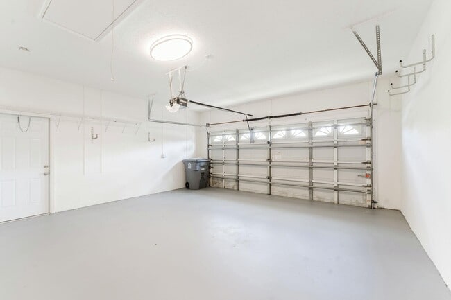Building Photo - 12630 Torbay Dr
