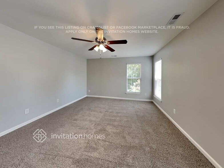 Building Photo - 1225 Periwinkle Dr