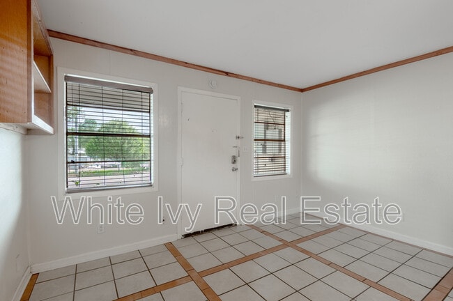 Building Photo - 1412 22nd St