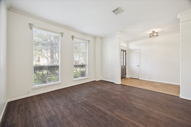 Building Photo - 12831 Dove Point Ln