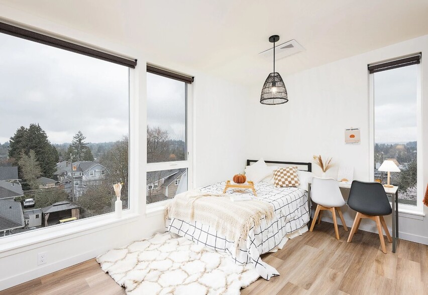 Interior Photo - Greta