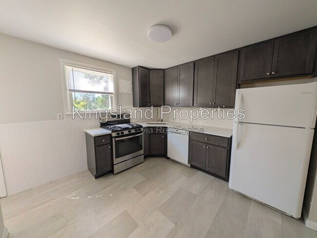 Building Photo - 936 Highmont Dr
