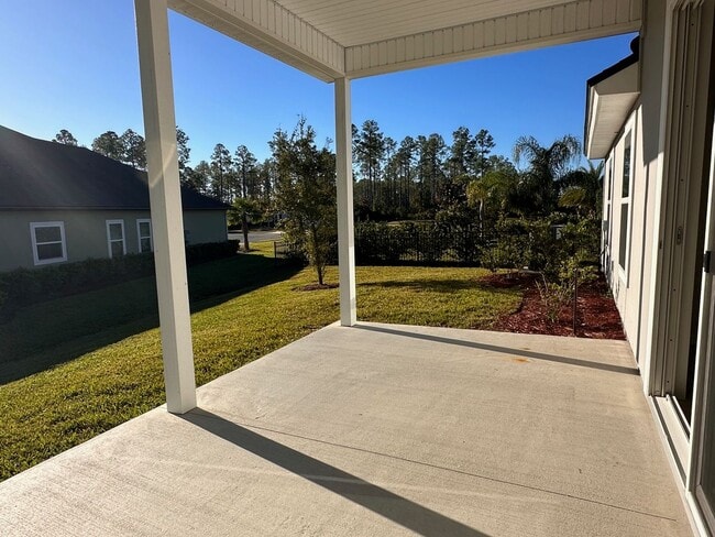 Building Photo - Close to Wildlight, Kingsbay and Fernandina Beach!