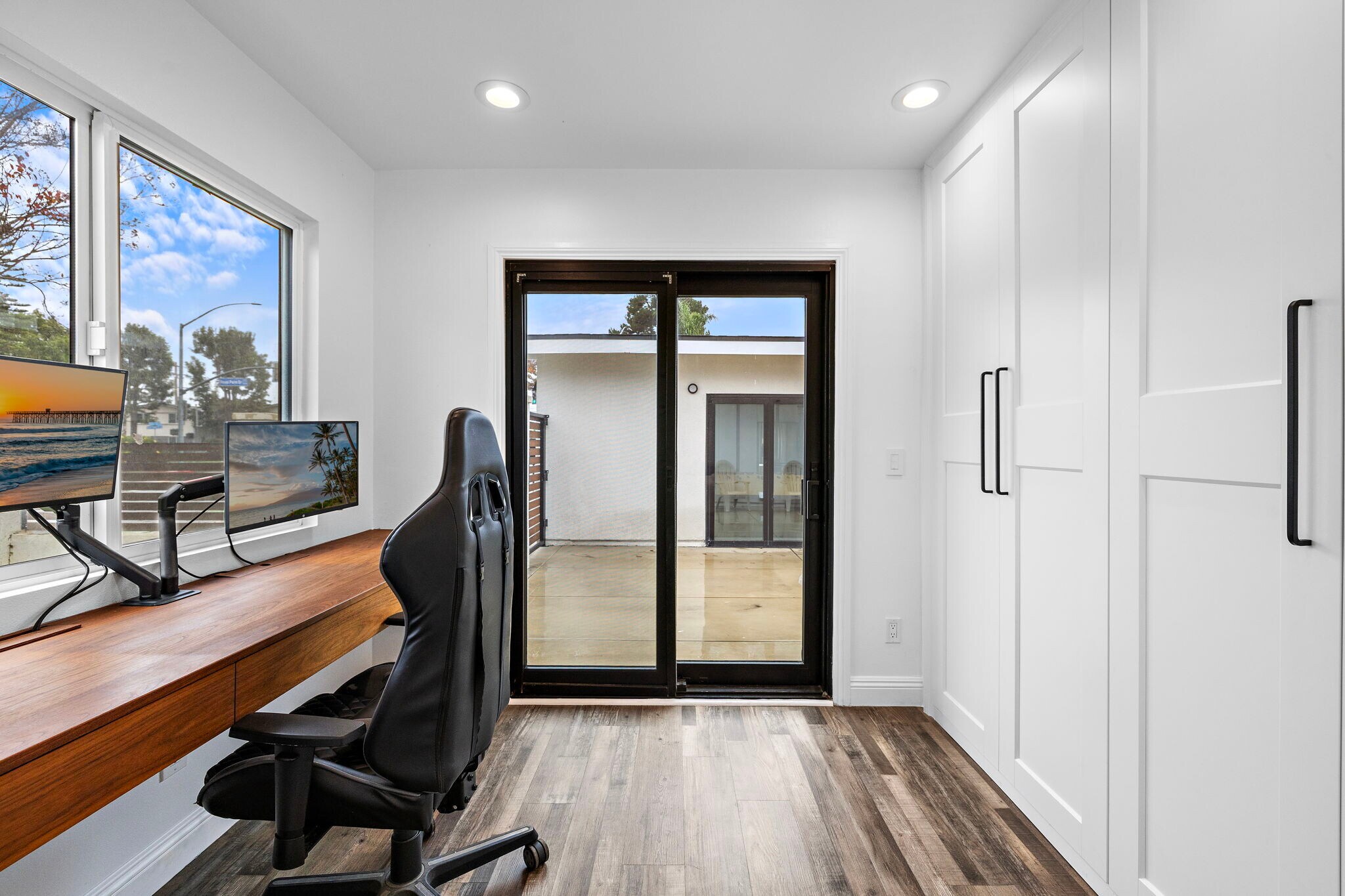 Building Photo - 1581 Baker St