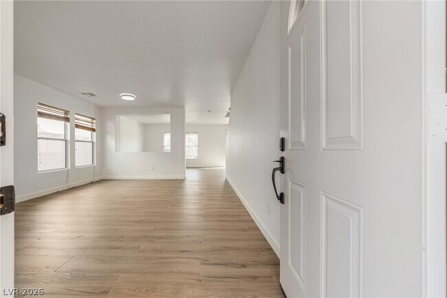 Building Photo - 10429 Vinson Point Ave