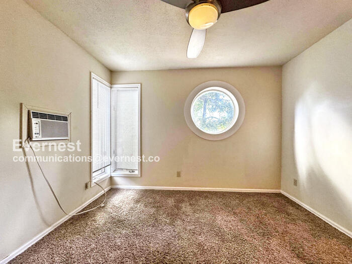 Building Photo - 777 Poplar Ave