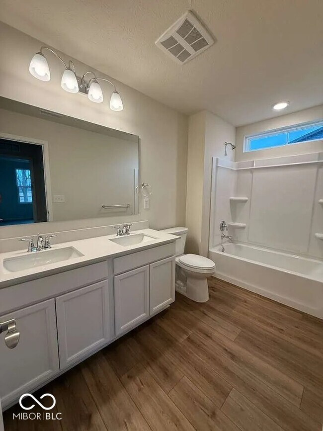 Building Photo - 6871 Seabiscuit Rd