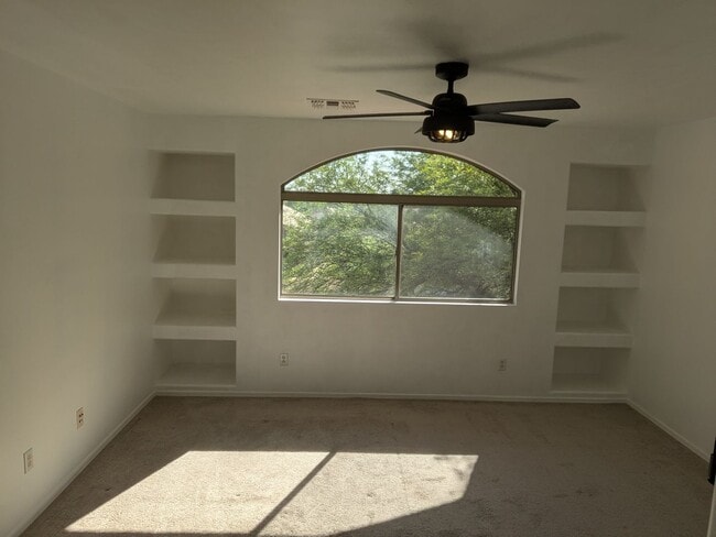 Building Photo - Three bedroom rental in Rancho Sahuarita Move -in ready