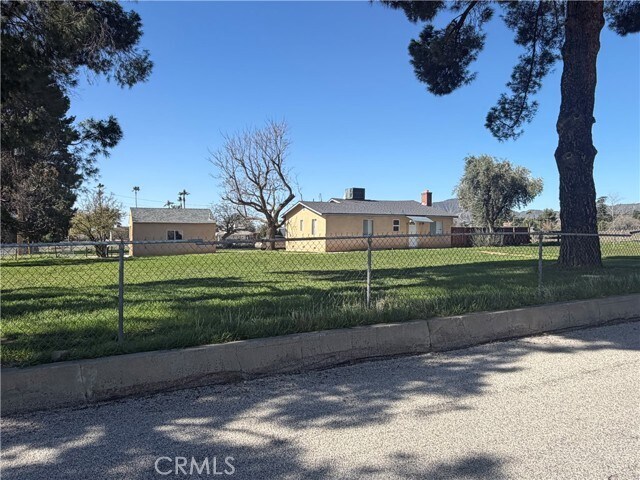 Building Photo - 10803 Bellflower Ave