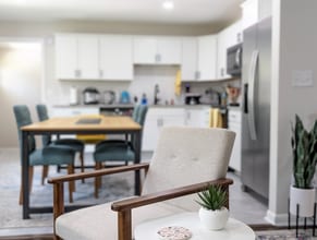 Building Photo - 4523 W Montague Ave