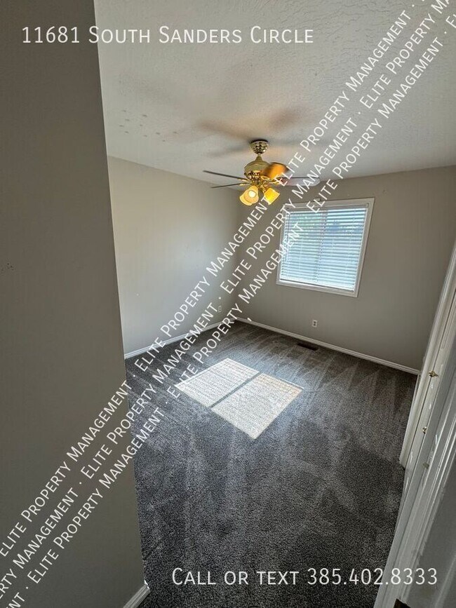 Building Photo - 11681 Sanders Cir