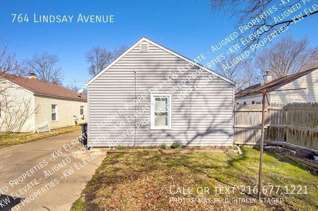 Building Photo - 764 Lindsay Ave