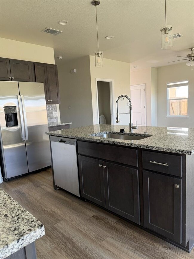 Building Photo - 510 Whirlaway Dr