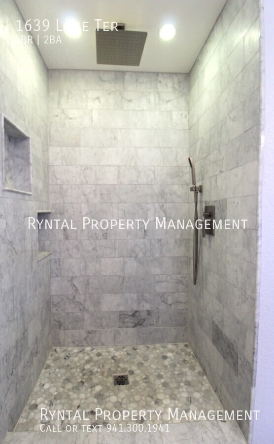 Building Photo - 1639 Lace Terrace