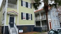 Building Photo - 3 Bedroom 2.5 Bath House in Radcliffeborough - Downtown Charleston