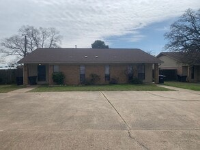 Building Photo - 412-414 Brentwood