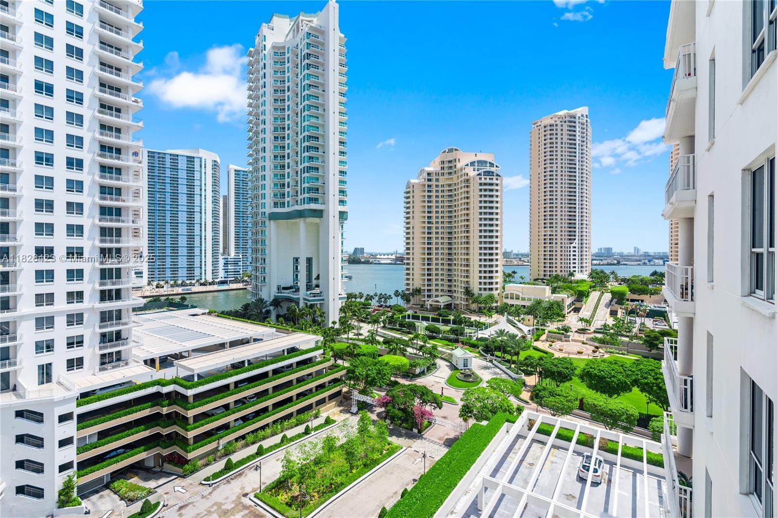 Building Photo - 701 Brickell Key Blvd