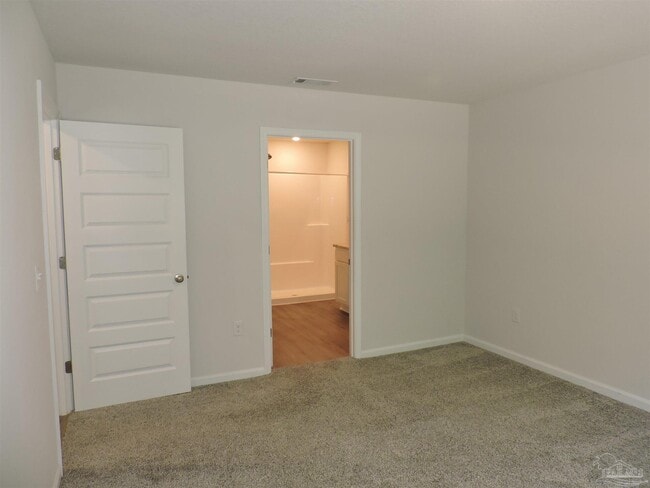 Building Photo - 5427 Peach Dr