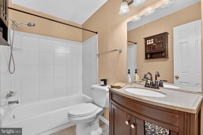 Building Photo - 8805 Rosanne Ct
