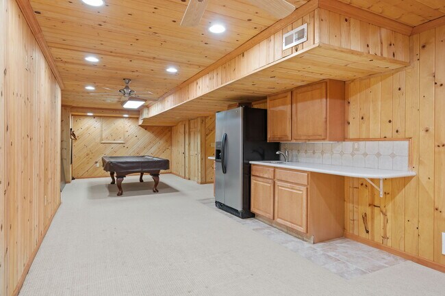 Building Photo - 9173 Princeton Rd
