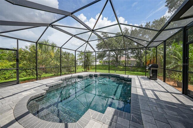 Building Photo - 2880 Vogler Ln
