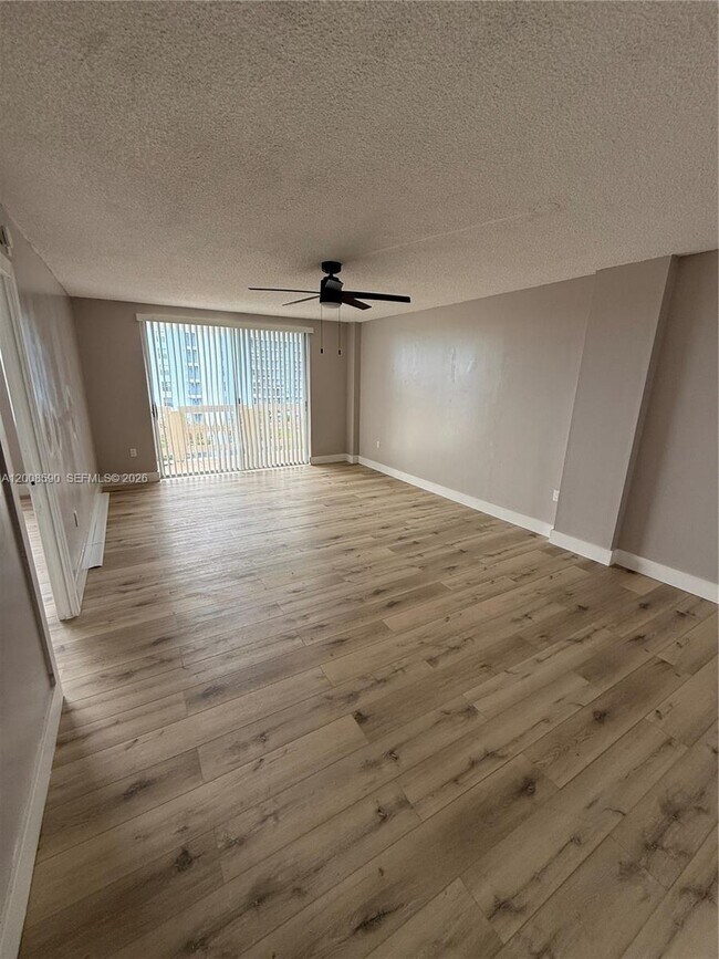 Building Photo - 15600 NW 7th Ave