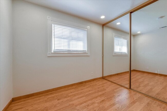 Building Photo - 2651 Poplarwood Way