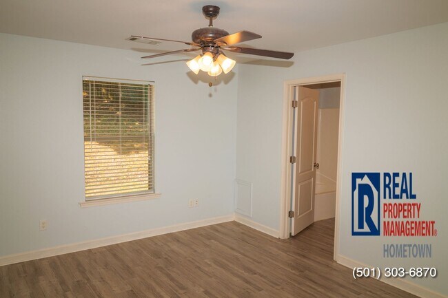 Building Photo - 104 Austin Ln