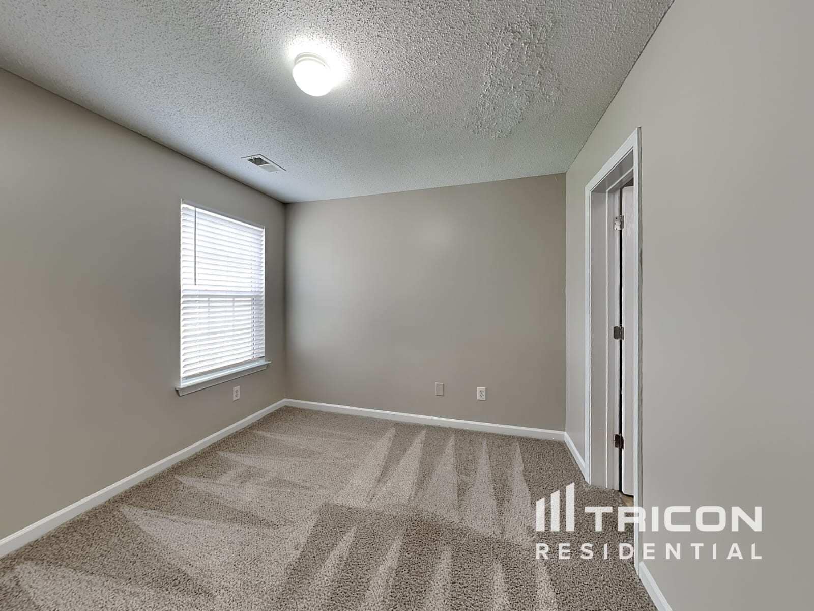 Building Photo - 7390 Battlecreek Ln