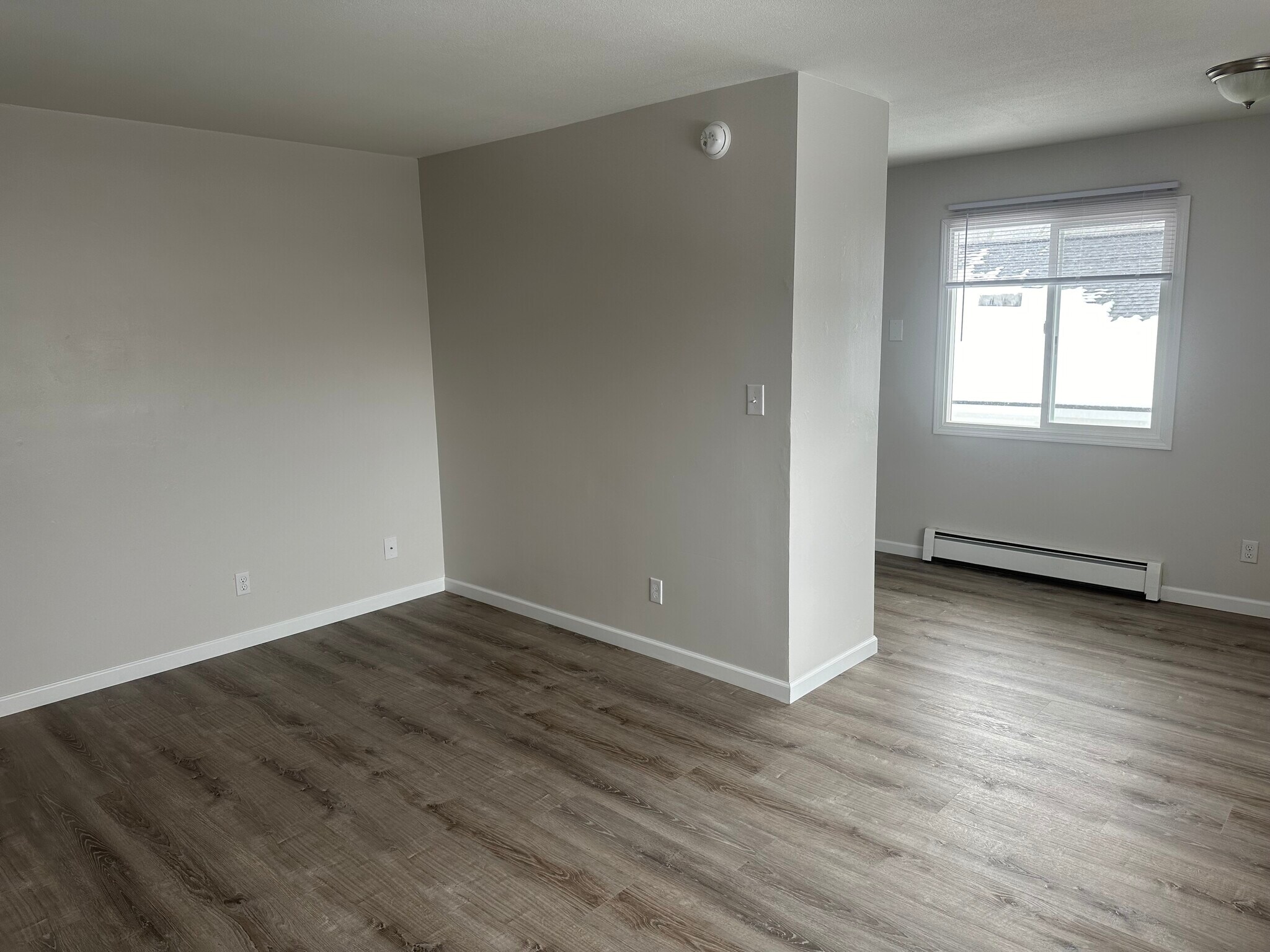 Building Photo - 84 S 1st St