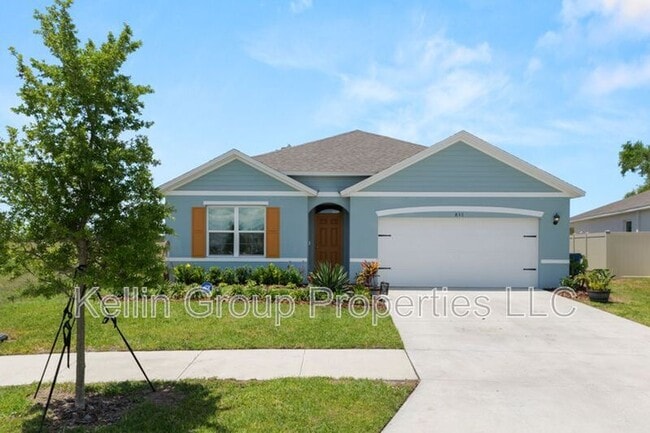 Building Photo - 833 Ambleside Dr