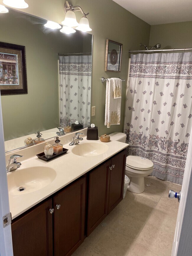 Building Photo - 30 Millbrook Court