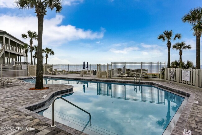 Building Photo - 169 Sea Hammock Way