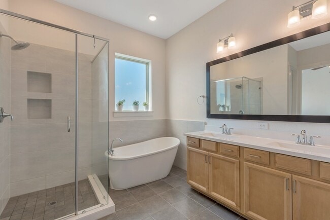 Building Photo - 10927 Keaton Landing Dr