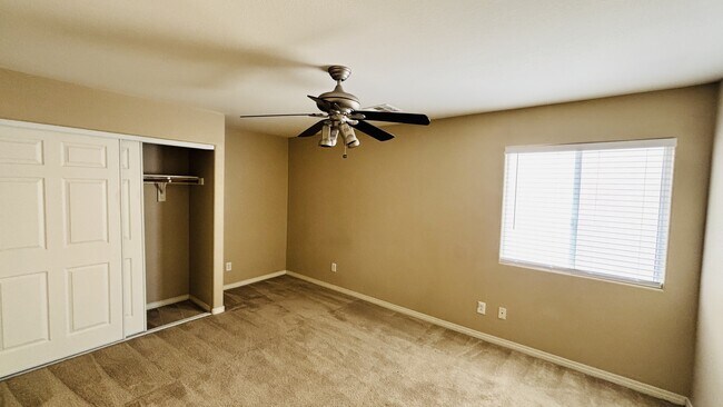 Building Photo - 7308 Laburnum St