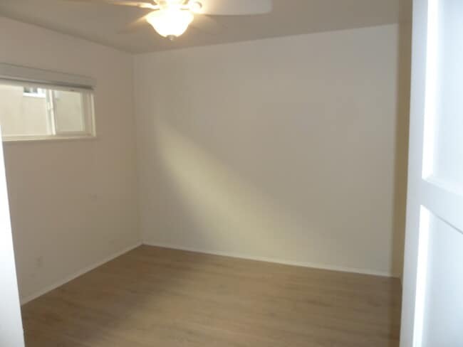 Building Photo - 1804 Esplanade