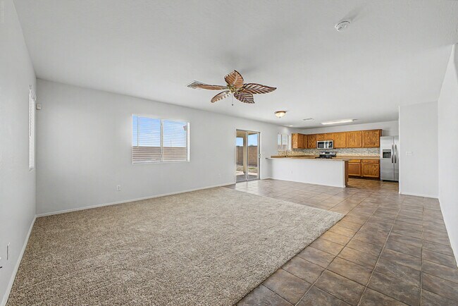 Building Photo - 25683 W Satellite Ln