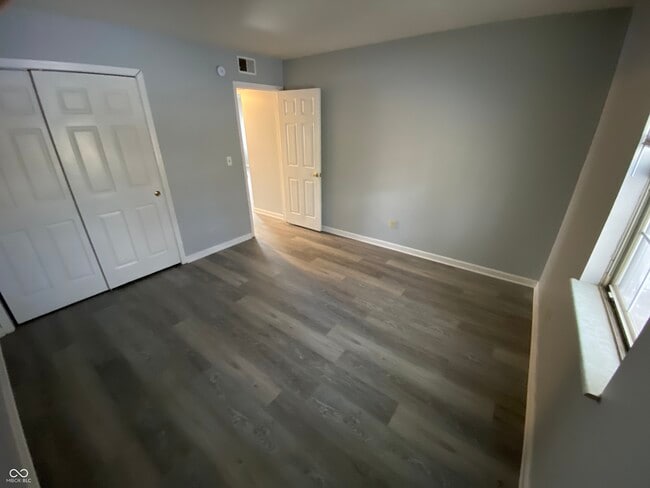 Building Photo - 1329 Millerwood Ct