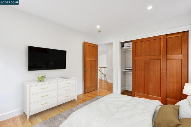 Building Photo - 4132 Balfour Ave