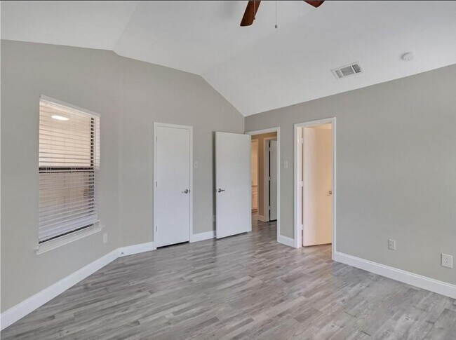 Building Photo - 1614 Doubletree Dr