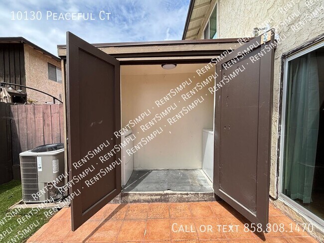 Building Photo - 10130 Peaceful Ct
