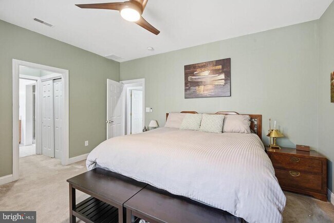 Building Photo - 5807 Blue Claw Ct